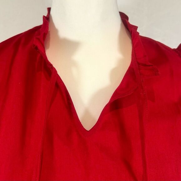 Red ruffle trim smocked top size medium - Picture 4 of 9